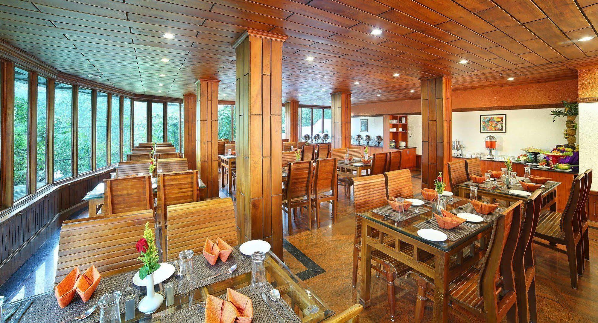 Hotel Elysium Garden à Munnar Extérieur photo
